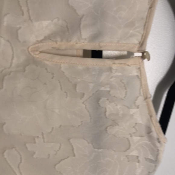 Cream blouse - Picture 3 of 4